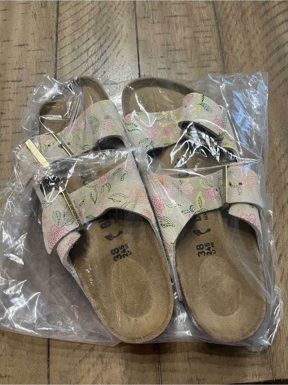 Birkenstock Arizona Floral Suede Sandals EU 38 Women’s 7–7.5. New no box.